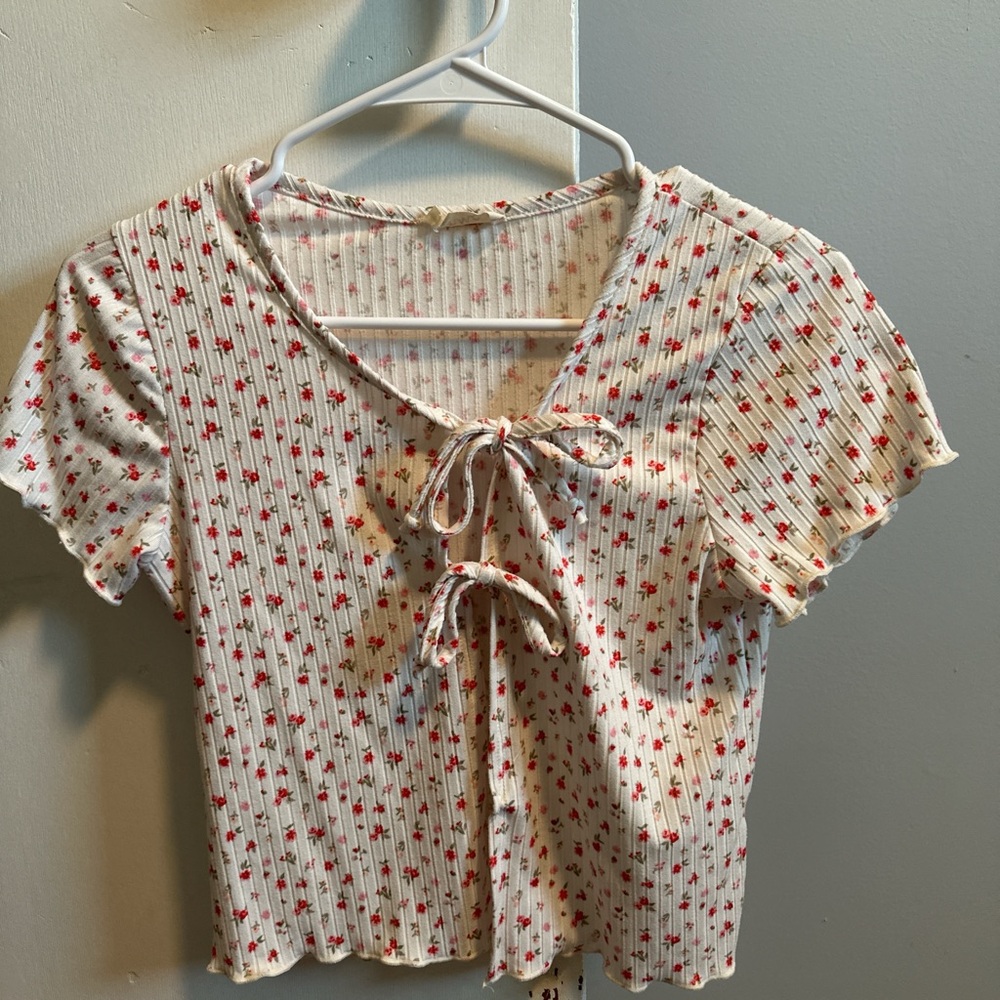 Floral Tie-Front Crop Top